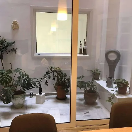 Eleven - Spacious In The Centre Of The Appartement